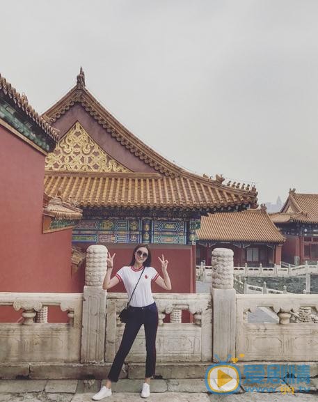 鲍丹旅游照 鲍丹高清写真_鲍丹高清剧照
