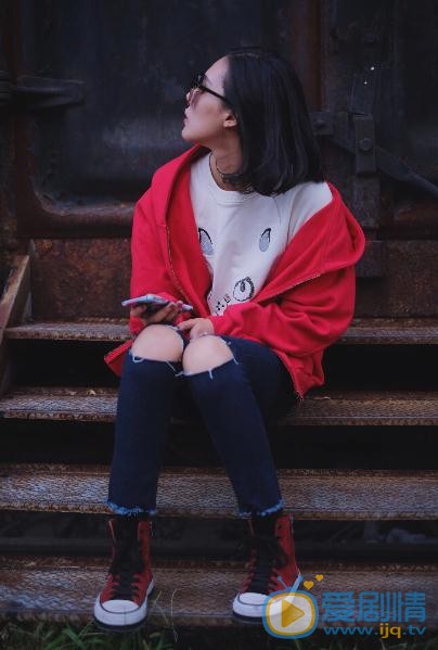 商侃街拍写真 商侃高清写真_商侃高清剧照