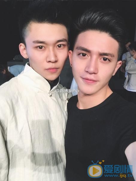 陈博豪与人合照 陈博豪高清写真_陈博豪高清剧照