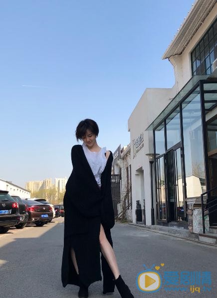 陈小纭街拍写真 陈小纭高清写真_陈小纭高清剧照