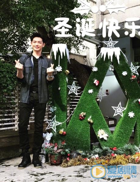 辰亦儒与人合照 辰亦儒高清写真_辰亦儒高清剧照