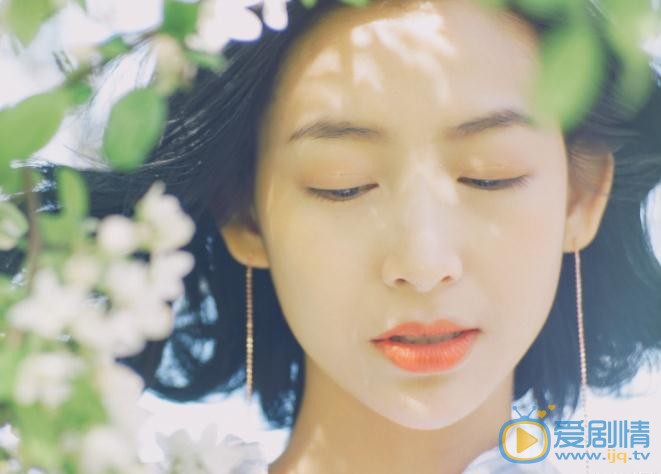 温雅绿色写真 温雅高清写真_温雅高清剧照