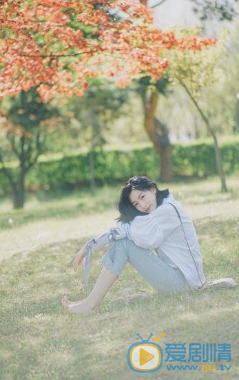 温雅绿色写真 温雅高清写真_温雅高清剧照