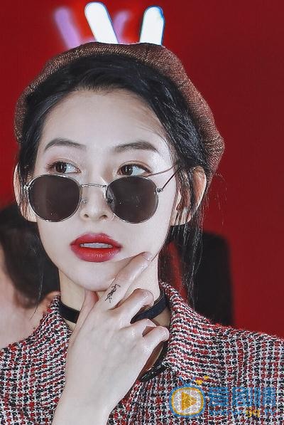 温雅活动照 温雅高清写真_温雅高清剧照