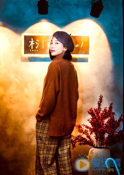 温雅休闲写真 温雅高清写真_温雅高清剧照