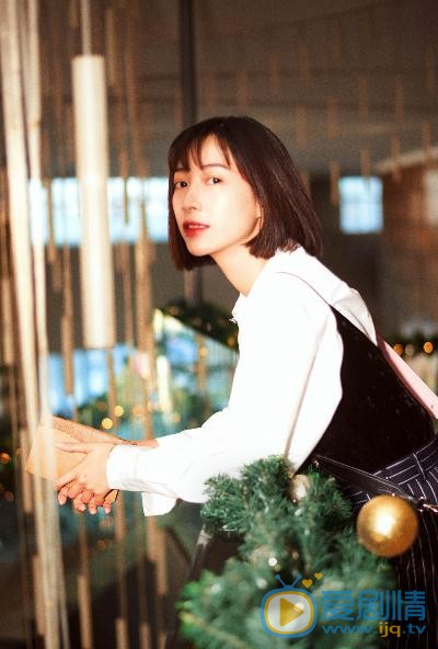 温雅休闲写真 温雅高清写真_温雅高清剧照
