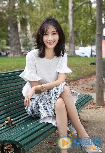 温雅绿色写真 温雅高清写真_温雅高清剧照