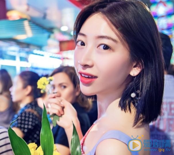 温雅街拍写真 温雅高清写真_温雅高清剧照