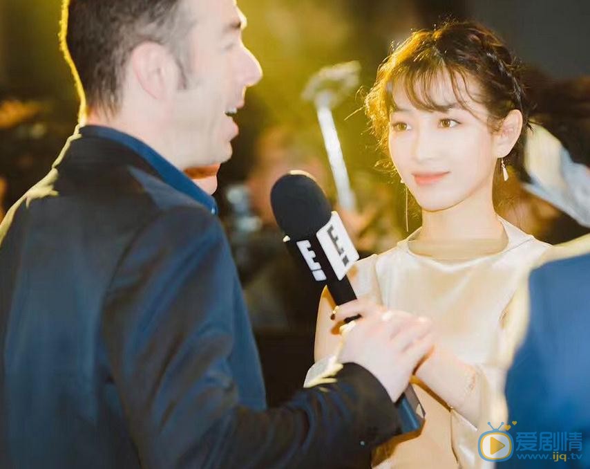 温雅主持照 温雅高清写真_温雅高清剧照