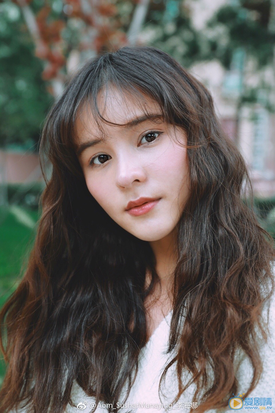 李海娜清纯街拍 李海娜高清写真_李海娜高清剧照