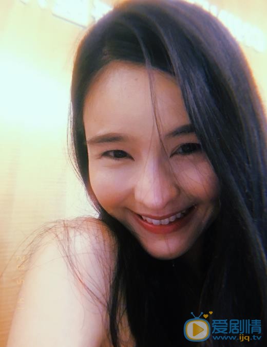 李海娜生活照 李海娜高清写真_李海娜高清剧照