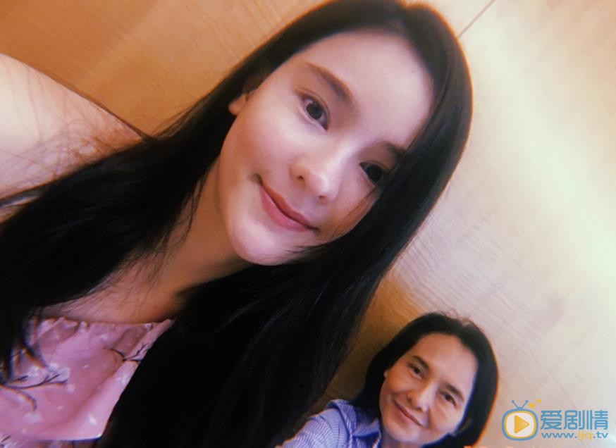 李海娜生活照 李海娜高清写真_李海娜高清剧照