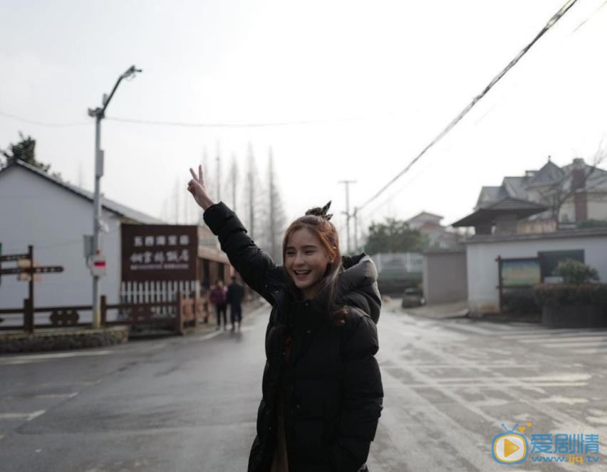 李海娜生活照 李海娜高清写真_李海娜高清剧照