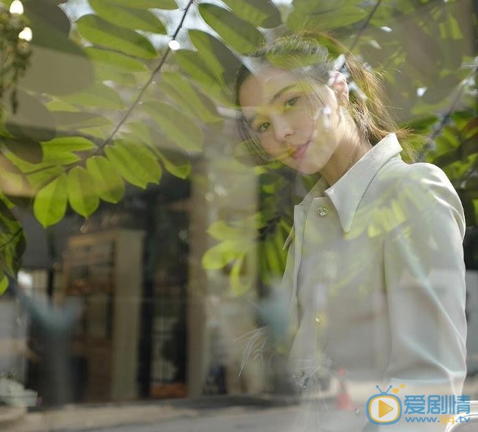 李海娜清纯街拍 李海娜高清写真_李海娜高清剧照