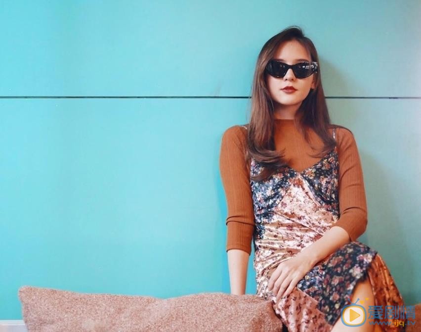 李海娜性感写真 李海娜高清写真_李海娜高清剧照