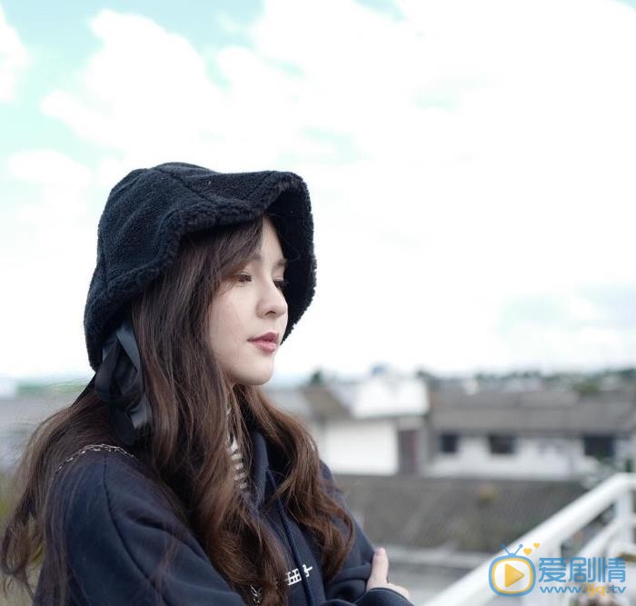 李海娜生活照 李海娜高清写真_李海娜高清剧照