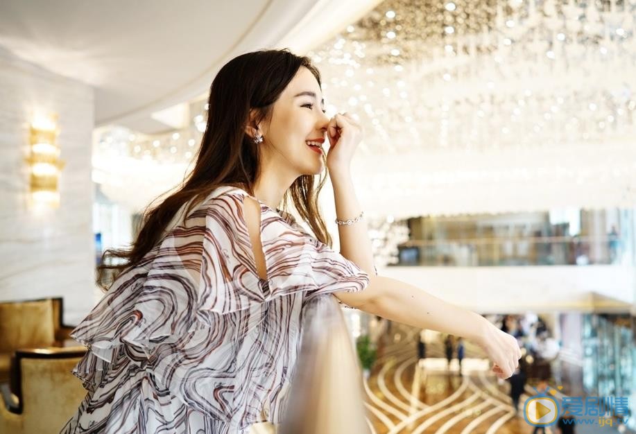 李海娜气质写真 李海娜高清写真_李海娜高清剧照