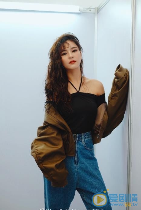 李海娜性感写真 李海娜高清写真_李海娜高清剧照