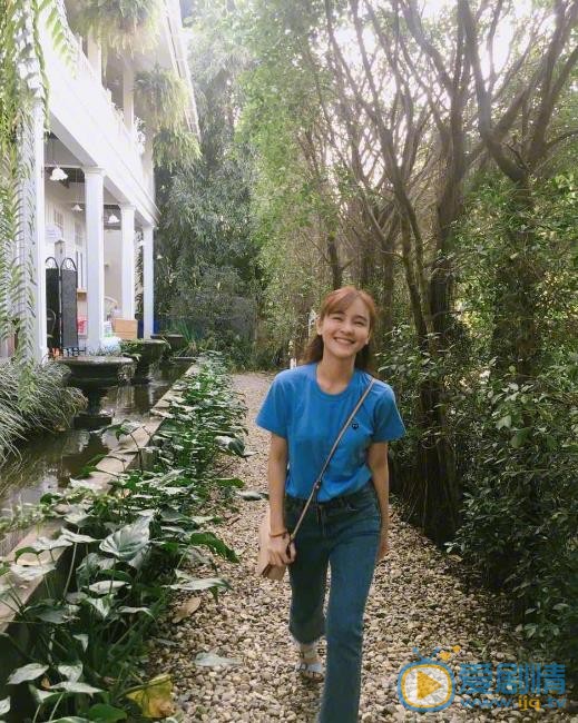 李海娜旅行大片 李海娜高清写真_李海娜高清剧照