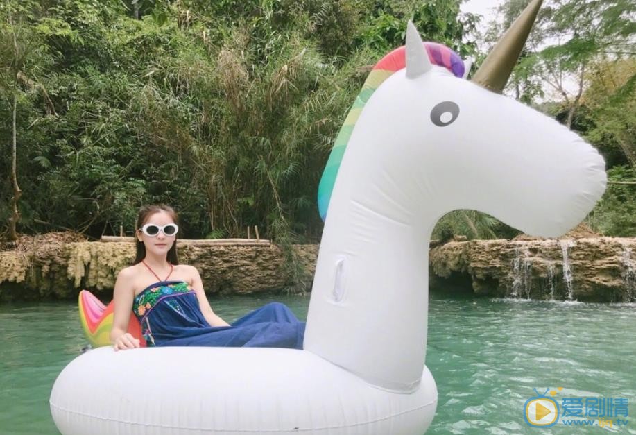 李海娜旅行大片 李海娜高清写真_李海娜高清剧照