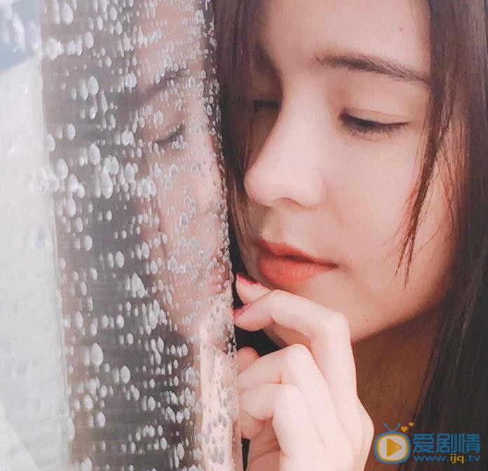 李海娜魅力写真 李海娜高清写真_李海娜高清剧照
