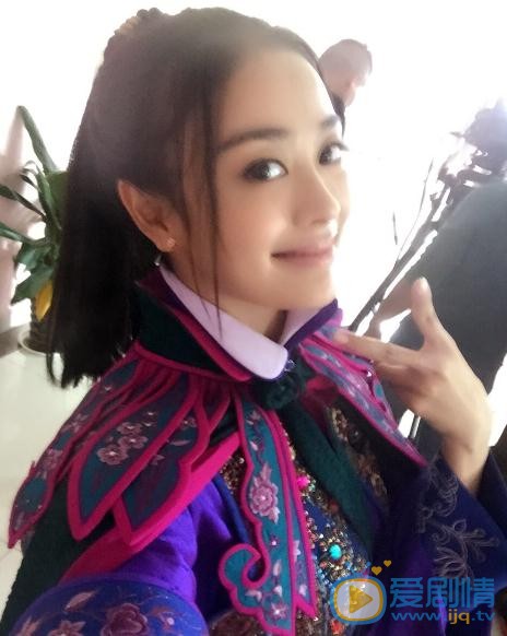 张一鸾片场照 张一鸾高清写真_张一鸾高清剧照