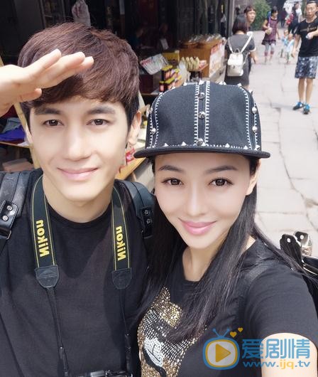 姚文婷与人合照 姚文婷高清写真_姚文婷高清剧照