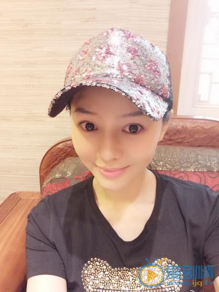 姚文婷与人合照 姚文婷高清写真_姚文婷高清剧照