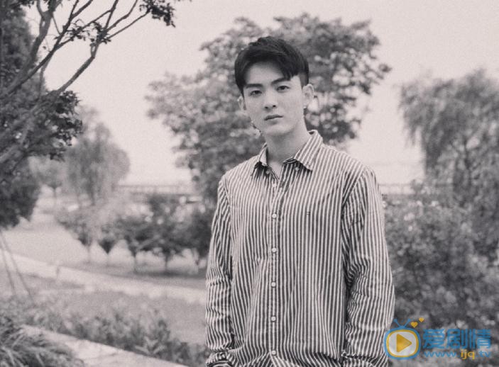 刘瑜峰青春写真 刘瑜峰高清写真_刘瑜峰高清剧照