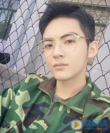 刘瑜峰生活照 刘瑜峰高清写真_刘瑜峰高清剧照