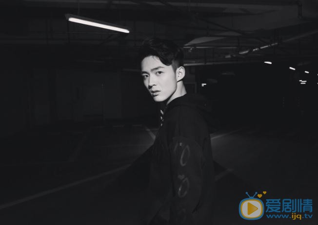 刘瑜峰街拍写真 刘瑜峰高清写真_刘瑜峰高清剧照