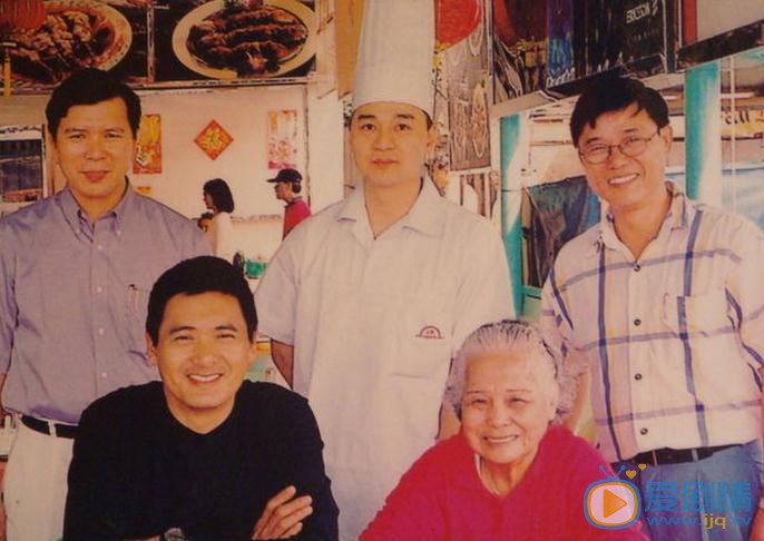 周润发家人照 周润发高清写真_周润发高清剧照