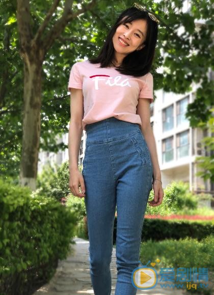 仇佩佩街拍写真 仇佩佩高清写真_仇佩佩高清剧照