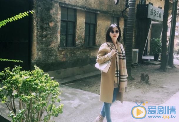 仇佩佩旅游照 仇佩佩高清写真_仇佩佩高清剧照
