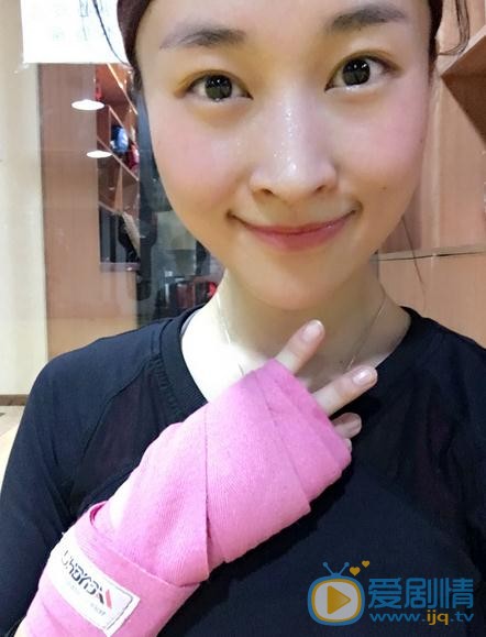 仇佩佩健身照 仇佩佩高清写真_仇佩佩高清剧照