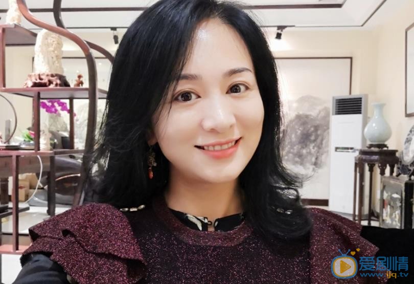 涓子生活照 涓子高清写真_涓子高清剧照