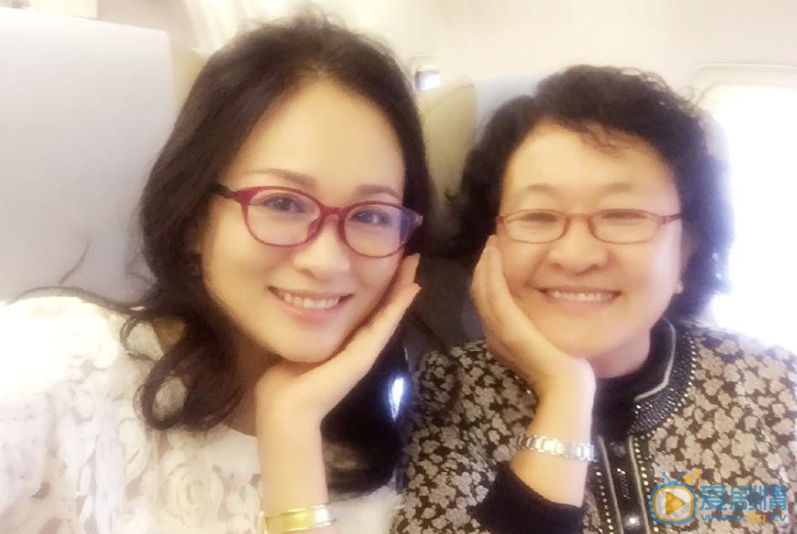 涓子家人合照 涓子高清写真_涓子高清剧照