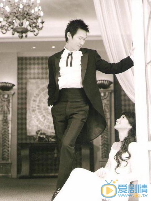 张家辉结婚照 张家辉高清写真_张家辉高清剧照