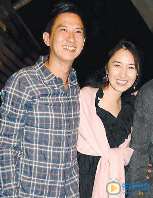 张家辉家人合照 张家辉高清写真_张家辉高清剧照
