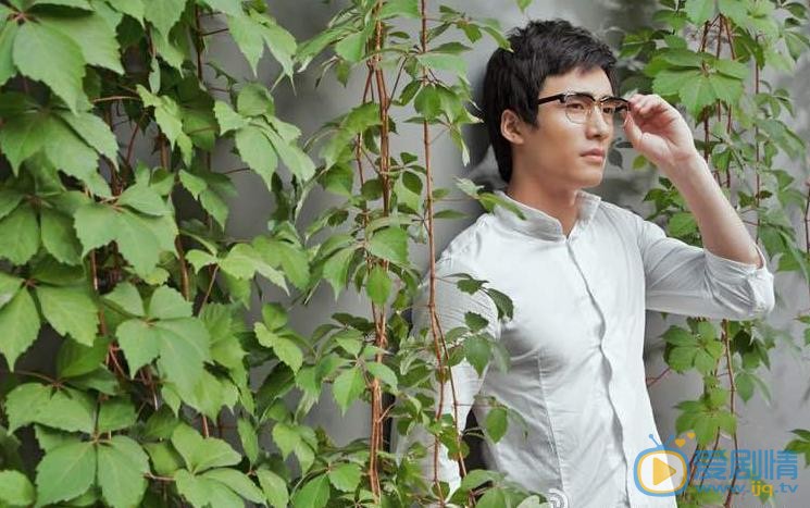 王皓祯帅气写真 王皓祯高清写真_王皓祯高清剧照