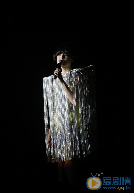 郑秀文演唱会照 郑秀文高清写真_郑秀文高清剧照