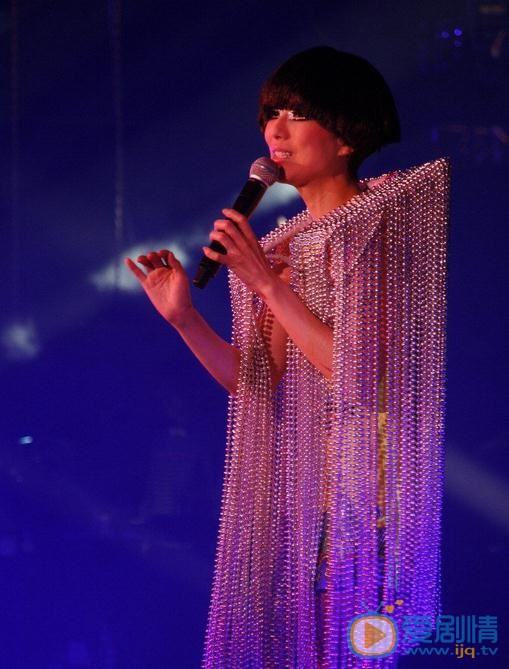 郑秀文演唱会照 郑秀文高清写真_郑秀文高清剧照