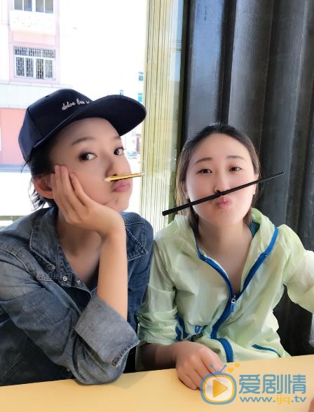 林源与人合照 林源高清写真_林源高清剧照