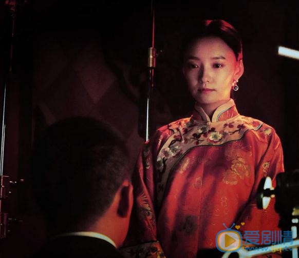 林源《剃刀边缘》剧照 林源高清写真_林源高清剧照