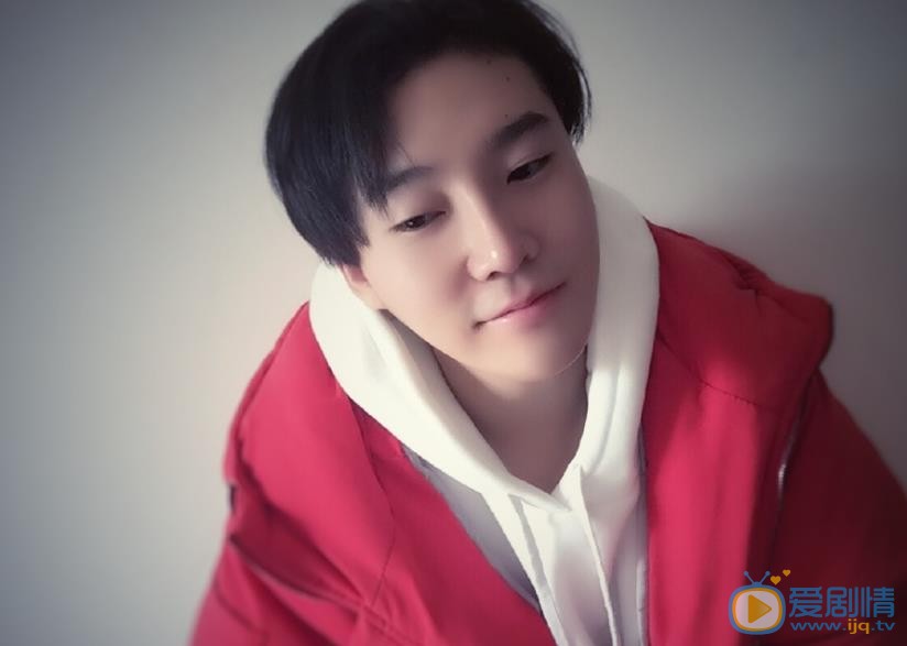 张承阳生活照 张承阳高清写真_张承阳高清剧照