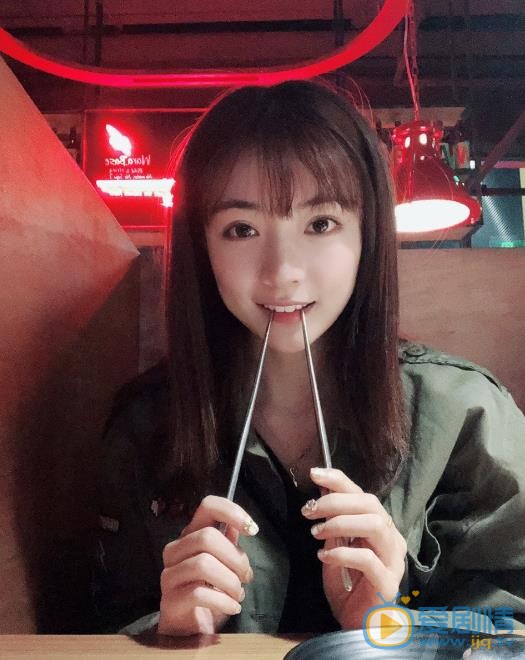 赵珞然素颜自拍照 赵珞然高清写真_赵珞然高清剧照