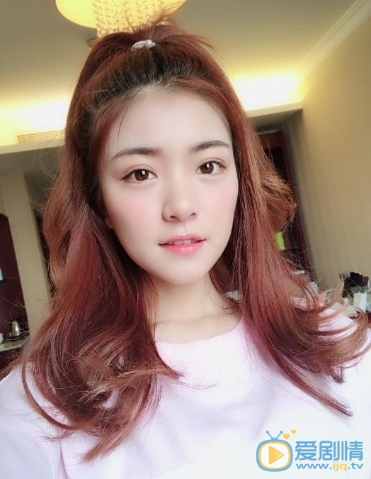赵珞然素颜自拍照 赵珞然高清写真_赵珞然高清剧照