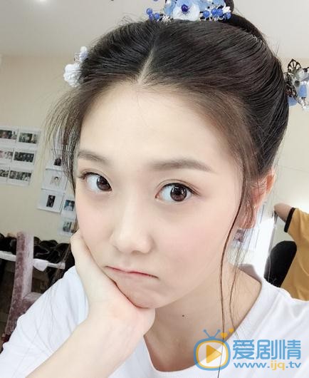 王妍言生活照 王妍言高清写真_王妍言高清剧照