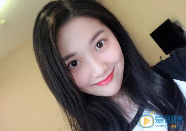 王妍言生活照 王妍言高清写真_王妍言高清剧照