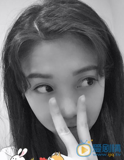 王妍言生活照 王妍言高清写真_王妍言高清剧照